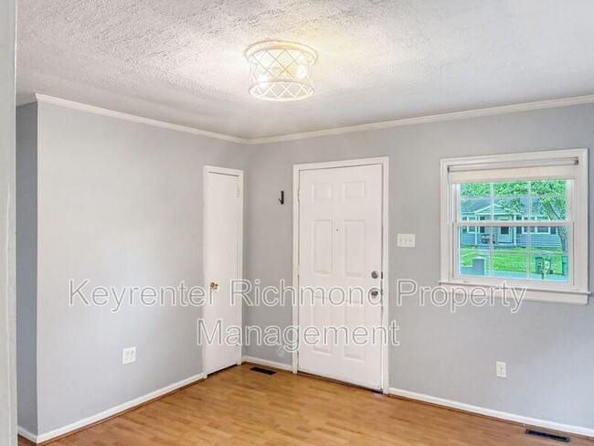 Photo - 1019 Halsey Ln
