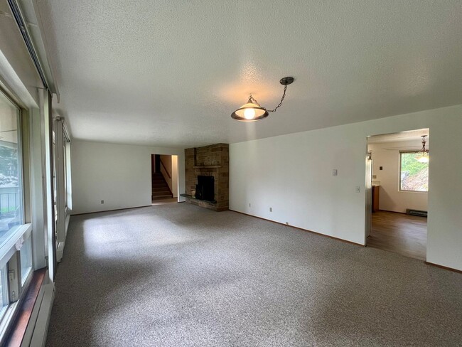 Photo - West Olympia Tri-Level Home