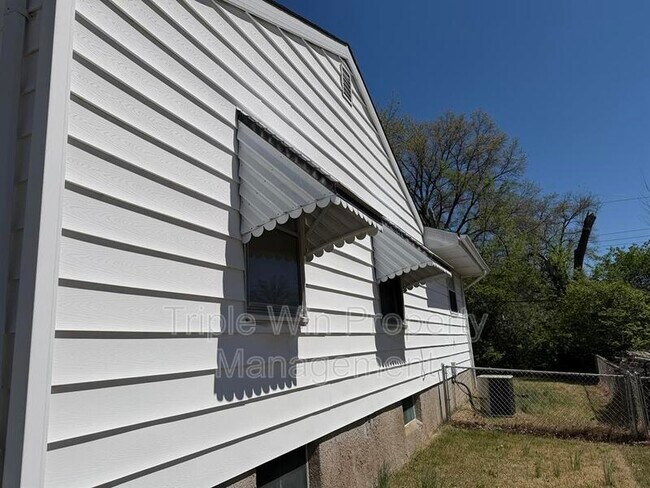 Photo - 10168 Cabot Dr