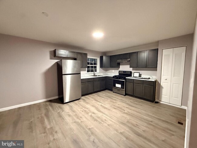 Photo - 138 Edwards Dr