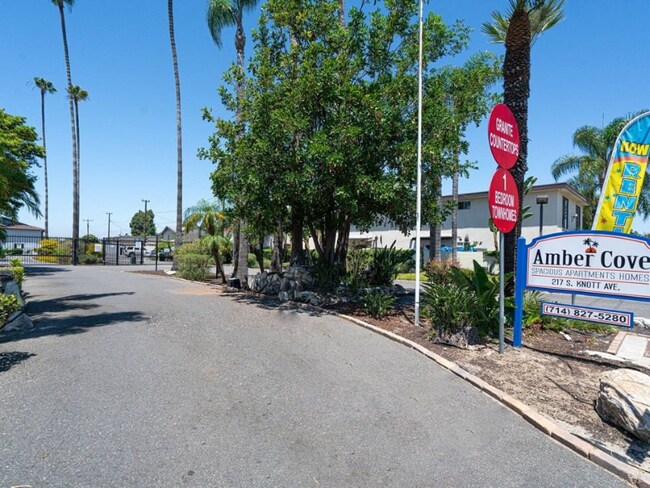 Photo - 217 S Knott Ave Apartamento Unidad 10