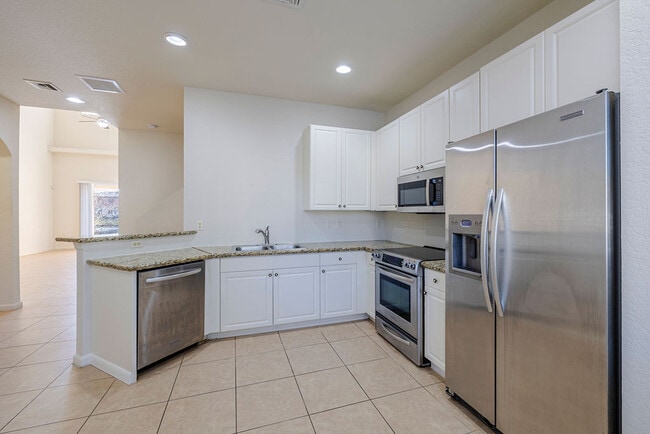 Photo - 805 Middleton Dr SW