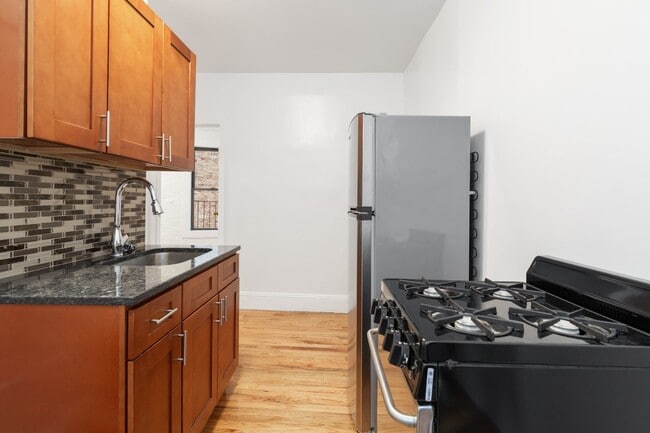 Photo - 117 Perry St Unidad 11