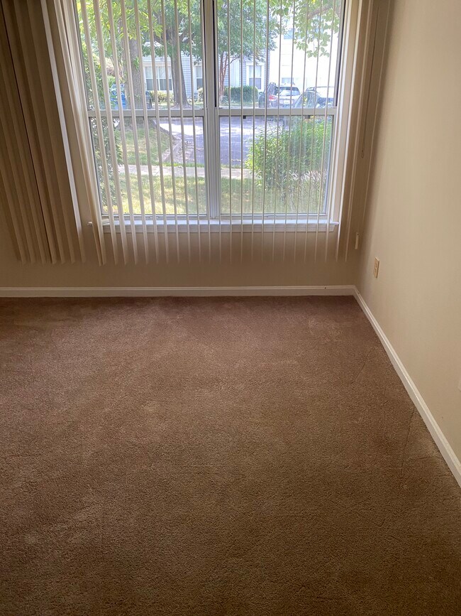 Photo - 2609 Camelback Ln Unit #2