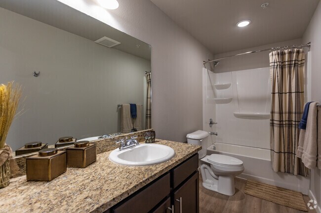 3BR, 2BA - 1176 SF - Polaris Peak