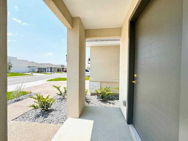 Photo - 1405 Eagles Ln