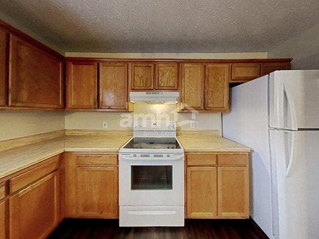 Photo - 7411 Meadowwood Way