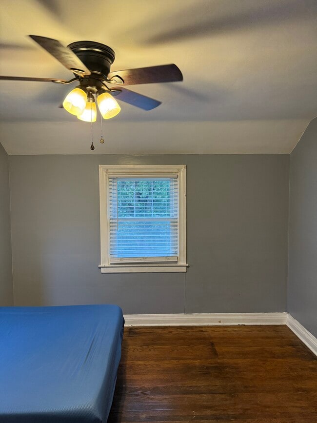 Photo - 1826 Cypress St