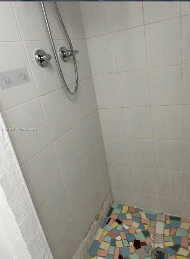 Photo - 2430 SW 25th Ter Unidad C