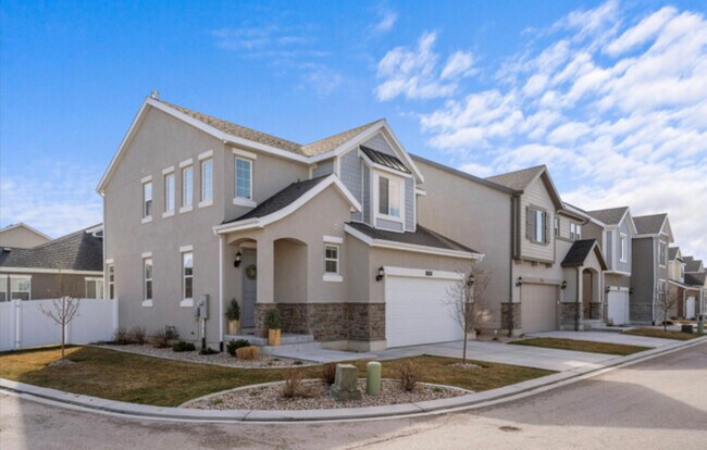 Photo - 2418 N 3370 W