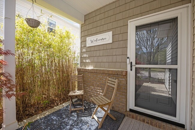 Photo - 4320 Lyman Ave