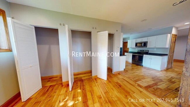 Photo - 118 Grove St Unidad 2