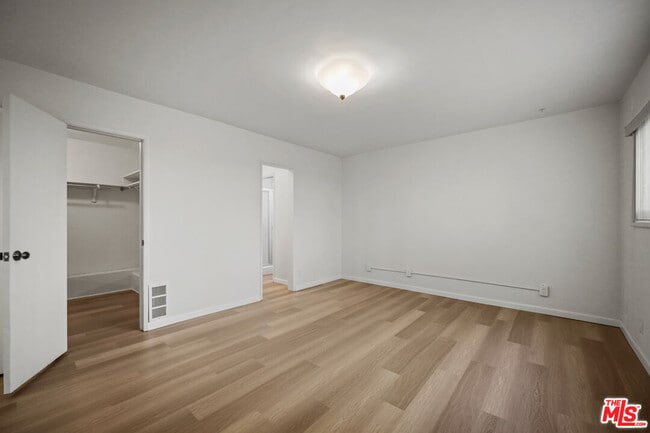 Photo - 11920 Montana Ave Condo Unit 1