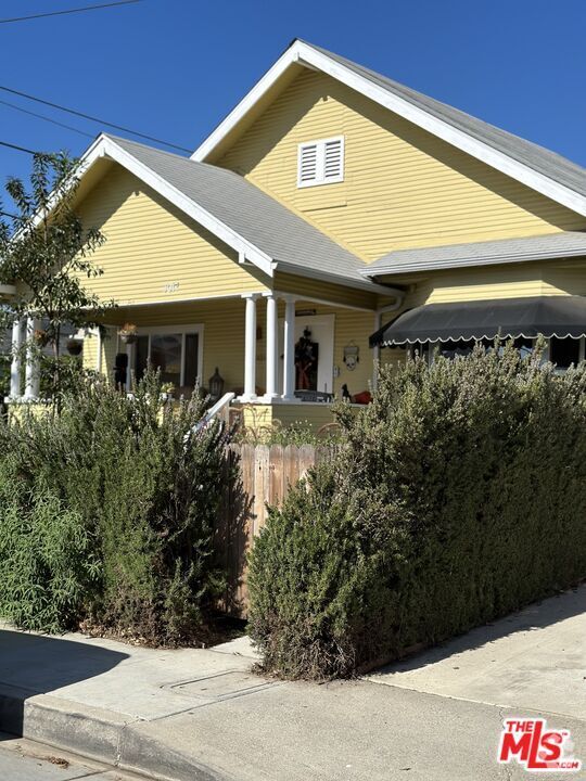 Building Photo - 3017 Colorado Ave Unit B Rental