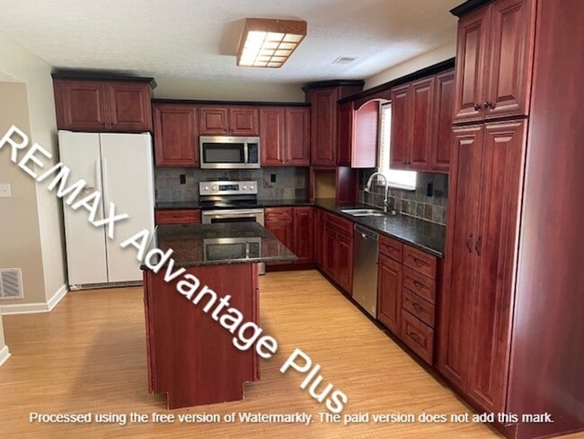 Photo - 10618 Irvin Pines Dr