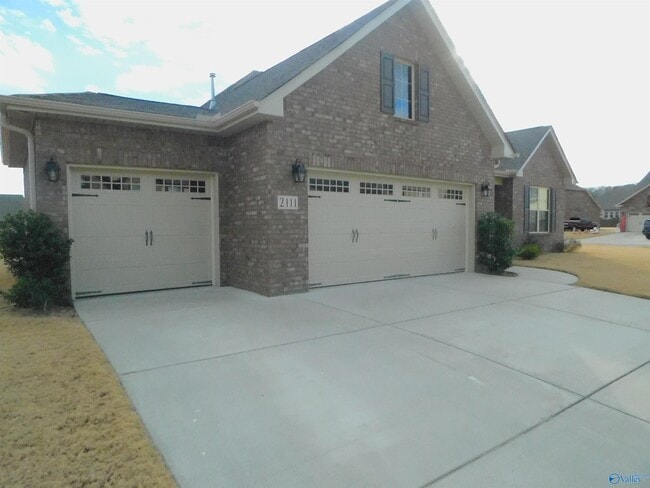 Photo - 2111 Milk Run Trl SW