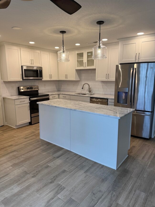 Photo - 8442 Farrah Ln