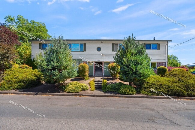 Building Photo - 8442 SE 23rd Ave Unit 2
