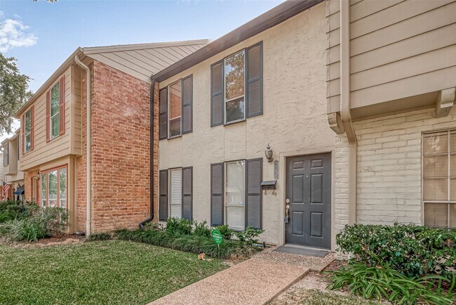 Photo - 10217 Longmont Dr