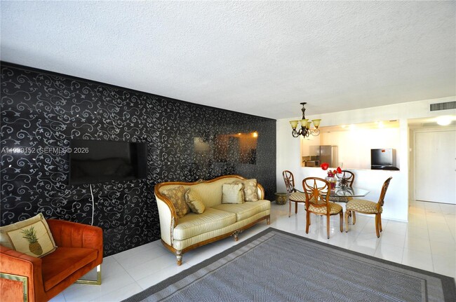 Photo - 2030 S Ocean Dr Unidad 803