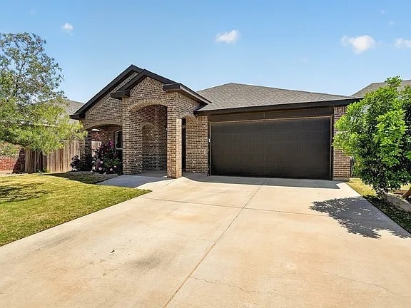 Photo - Comfy 3 Bed/2 Bath Midland Home with all appliances, backyard, attached garage, 6 min to grocery ...