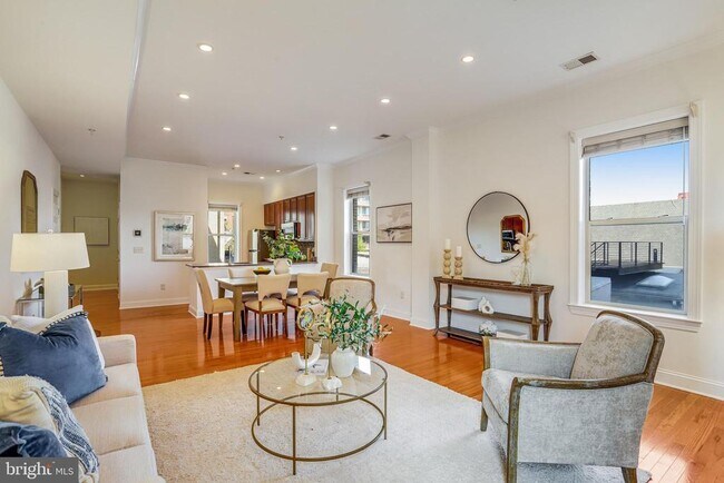 Photo - 1229 12th St NW Unidad 210