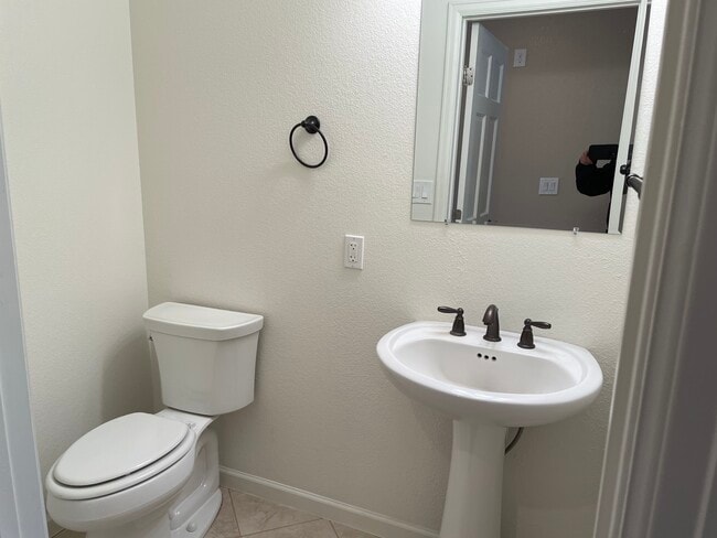 Photo - 709 10th St Unit D