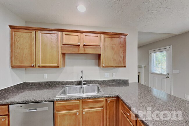 1056 Shire Dr