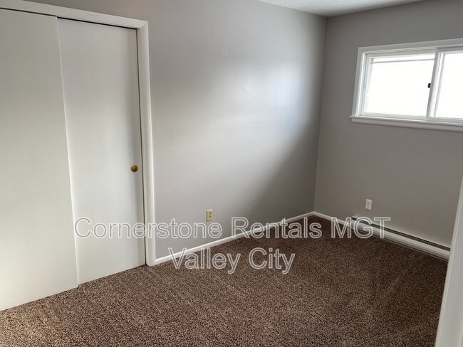 Photo - 815 4th St SW Unit 827