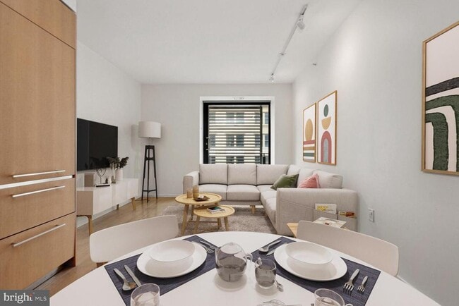 Photo - 925 H St NW Unidad 805