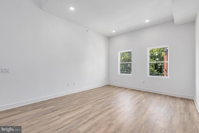 Photo - 2339 N 16th St Unit 3