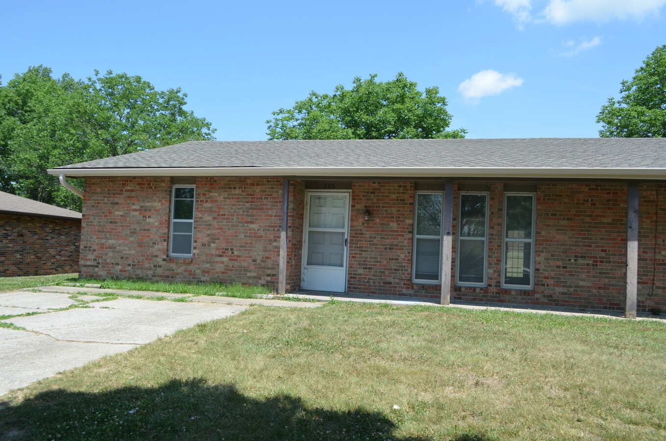 201-203 Maple Grove Way - 201-203 Maple Grove Way Unit 203 Maple Grove Way