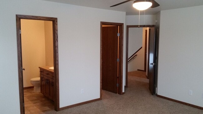 Photo - 3 Bed 3 Bath Twin Home