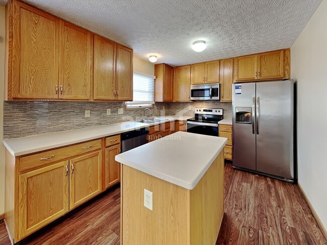 Photo - 344 Pataskala Ridge Dr SW