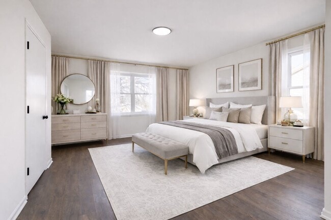 Photo - 508 Pembroke Rd SW