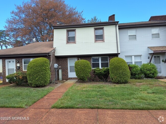 Building Photo - 8 Greenwood Loop Rd Rental