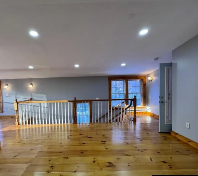 668 Westminster Hill Rd Unit 2