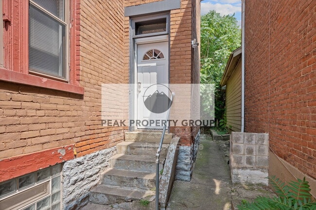 Photo - 2322 Chickasaw St
