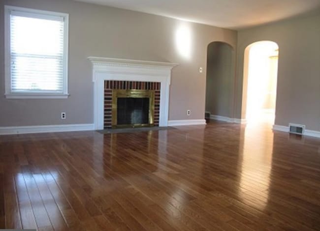 Photo - 106 E Brookhaven Rd