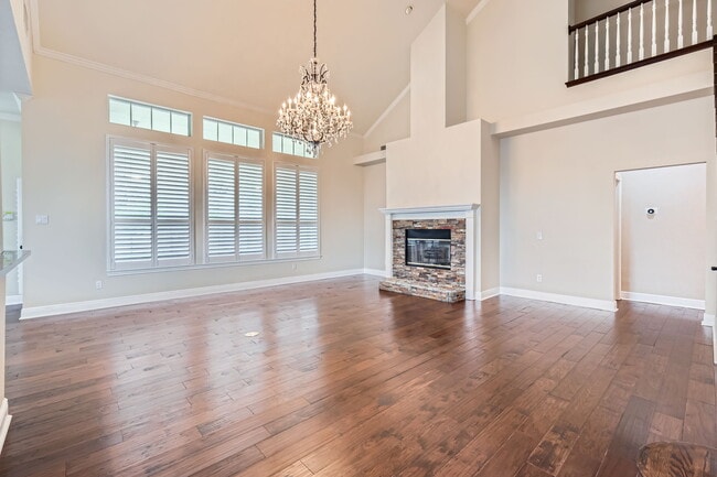 Photo - 2114 Cliffs Edge Dr