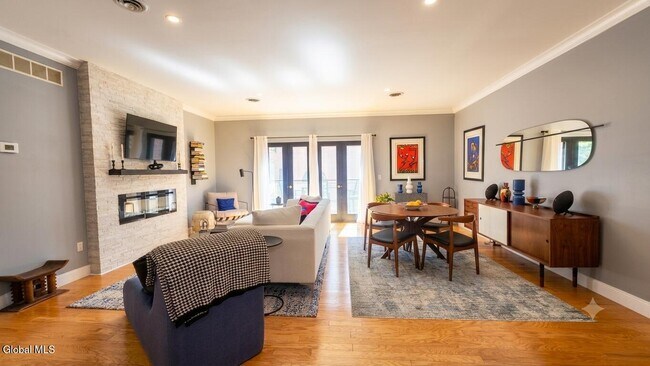 Photo - 106 Spring St Unit APT 7