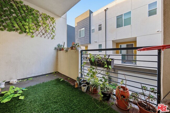 Photo - 807 Jade Pl.