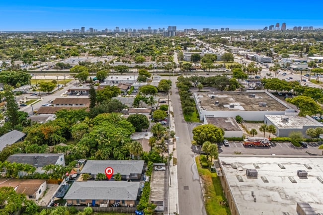 Photo - 1035 - 1037-1037 NE 32nd St Unit TQR