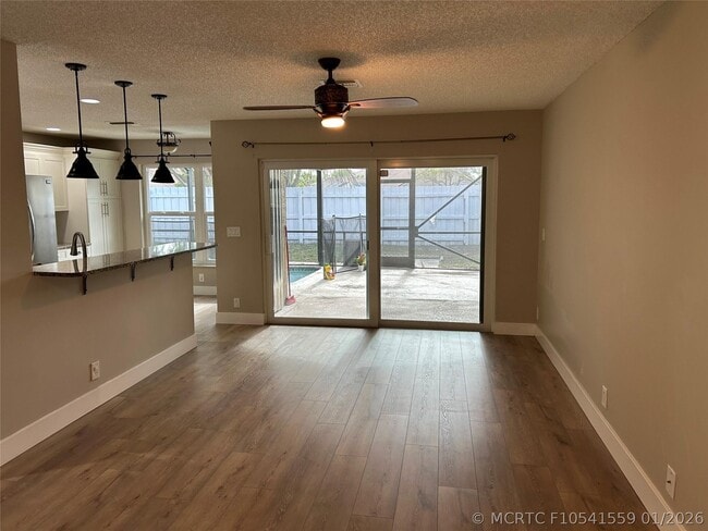 7430 Ashley Shores Cir