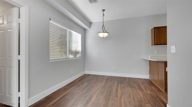 Photo - 492 Parrot Beak St