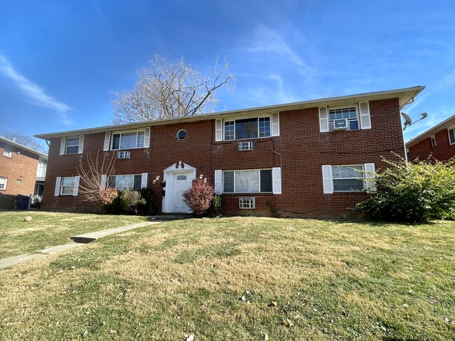 Building Photo - 3680 Beulah Rd Unit B