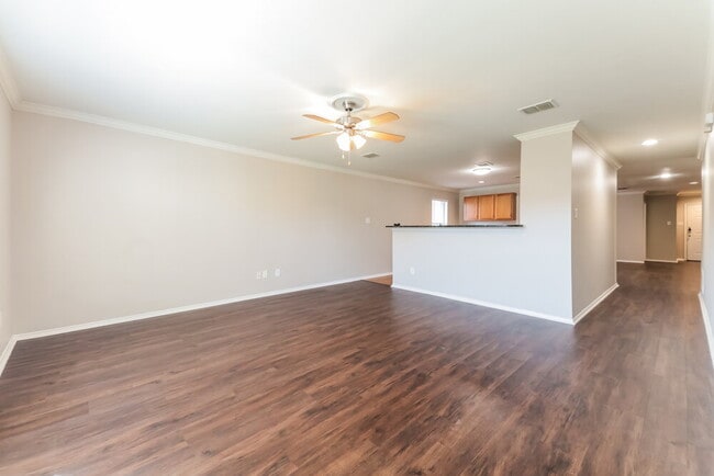 Photo - 1210 Sage Dr