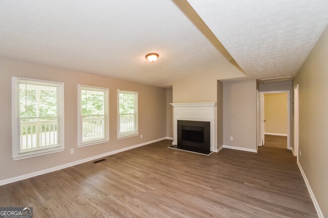 Photo - 162 Poplar Point Dr