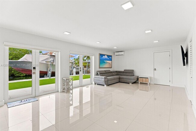 Photo - 203 Gulfview Dr