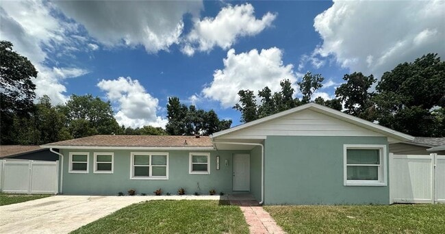 Building Photo - 21453 Northwood Dr Rental